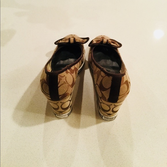 —COACH WEDGES— - Picture 3 of 5